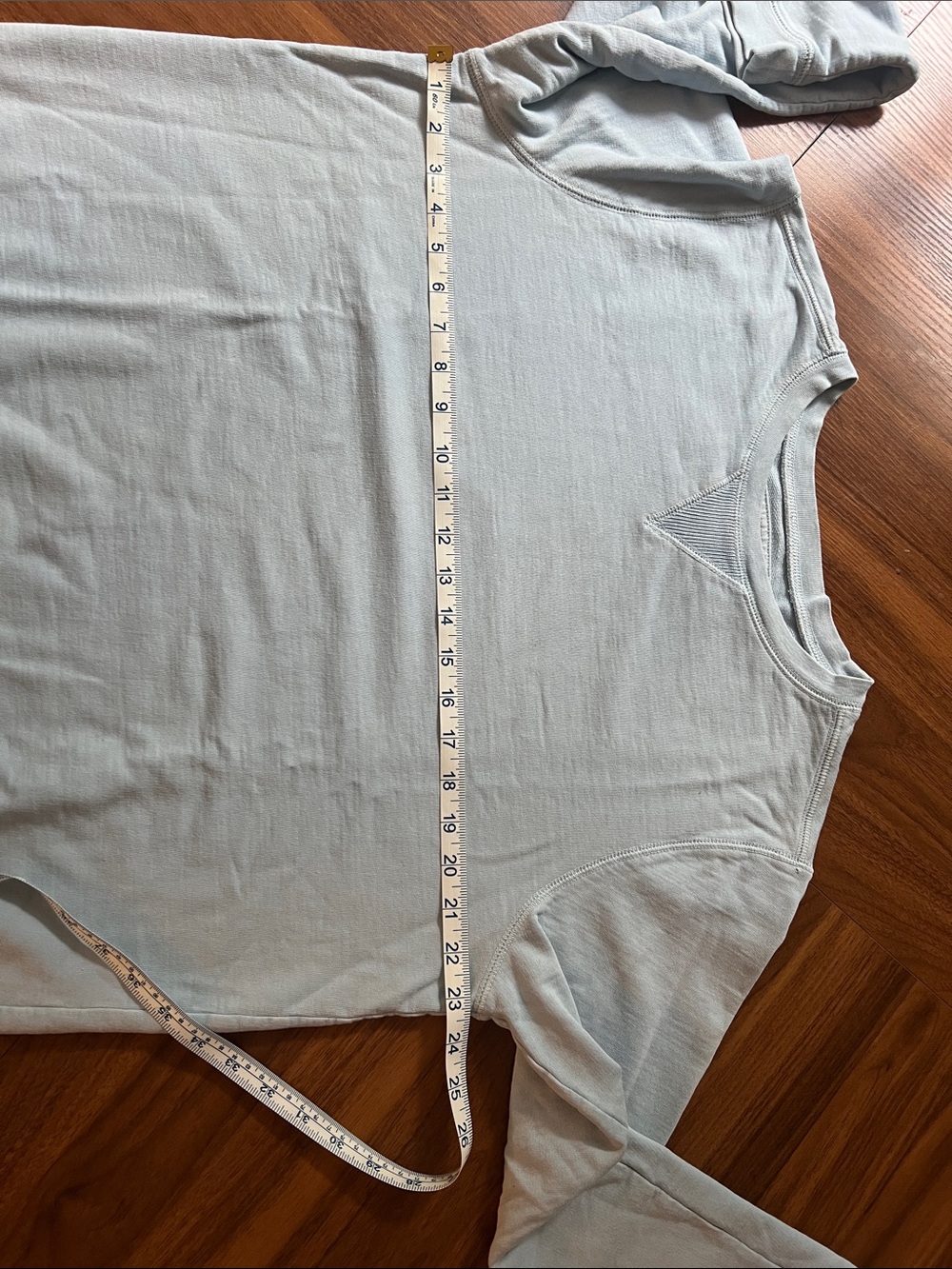 L.L. Bean Women’s Pale Blue Crewneck Sweatshirt - Picture 4 of 5